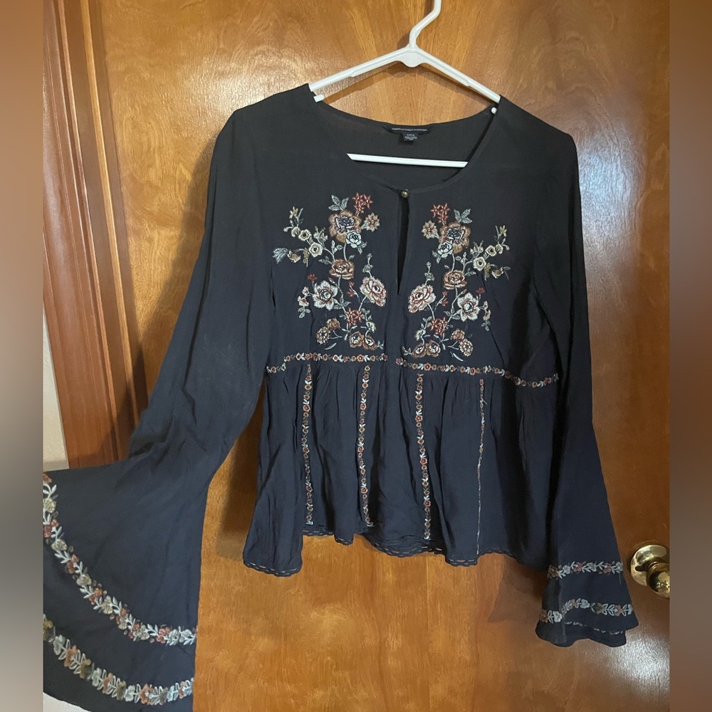 American Eagle women’s top